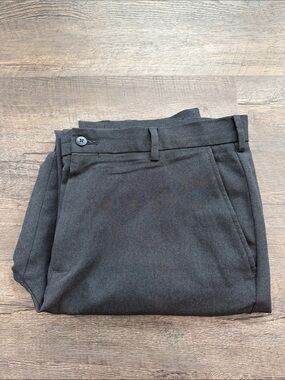 Van Heusen‎ Traveler 36x29 Straight/Flat Front Black w/Blue Dress Pants